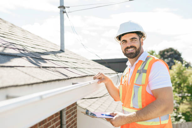 Best Roof Gutter Cleaning  in Bowling Green, VA